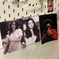 (4) بوستر حسب الطلب