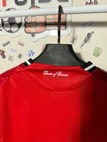 تيشيرت مان يونايتد الأساسي 2025/26