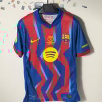تيشيرت برشلونة الرابع ( نسخة السوبر ) 2025/26