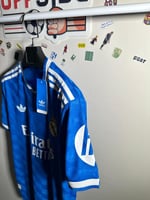 تيشيرت ريال مدريد الثالث 2025/26