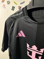 تيشيرت إنتر ميامي الثاني 2025/26