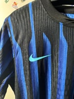 تيشيرت إنتر ميلان الأساسي 2025/26