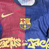 تيشيرت برشلونة الأساسي ( ترافيس سكوت )