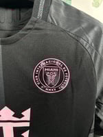 تيشيرت إنتر ميامي الثاني 2025/26