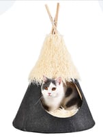 بيت القطط​ بالفرو من فلاين قو