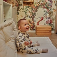 طقم بناتي قطني من كنزة وبنطلون رياضي – كريمي | أرا...