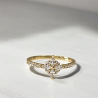 خاتم أنيق اللون ذهبي (R257) .