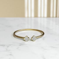 طقم أنيق من قطعتين