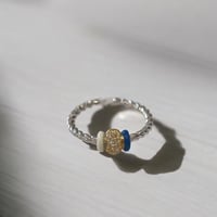 خاتم أنيق اللون فضي (R215) .