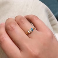 خاتم أنيق اللون ذهبي (R157) .