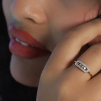 خاتم أنيق اللون ذهبي (R354).