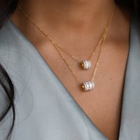 سلسلة أنيقة باللون الذهبي( N872).