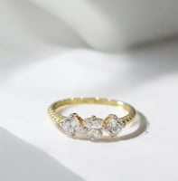 طقم أنيق مكون من قطعتين