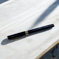 محفظة وميدالية النور في قلبي