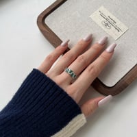 خاتم الأنيق باللون / الفضي .(R445)