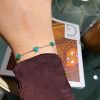 أسورة قلب أنيقة باللون الفضي (B533).