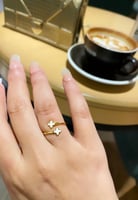 خاتم ورد أنيق اللون ذهبي (R299) مقاس موحد