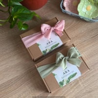 تعليقه سياره خشب مع اكريلك