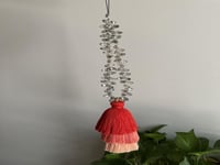 تعليقه جوال هدب احمر