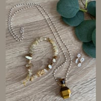 تعليقة شنط تولة من حجر لعطرك المفضل ولها ٣ استخدام...