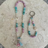 تعليقه سياره حجر فيروزي وبنفسجي فاتح