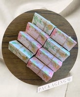 سلسله نظارة مع حرف مطلي صغير