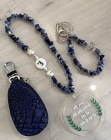 تعليقه سياره مع حرف عربي