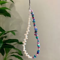 تعليقه جوال قصيره نص لولو زراعي مع حجر ملون