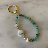 ميداليه مفتاح مع حرف عادي