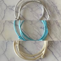 تعليقه سيارة خيوط بطباعه على الأكريلك