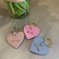 ميدالية مفتاح جلد مع طباعة اسم )