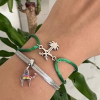 اساور خيط قيطان