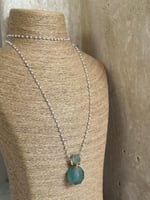 سلسال وقنينة عطر + سلسلة نظارة + تعليقة سياره