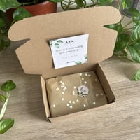 تعليقة سيارة حجر سماوي وازرق