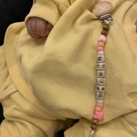 تعليقه لهايه اطفال بحروف كبيرة