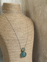 سلسال وقنينة عطر + سلسلة نظارة + تعليقة سياره