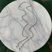 سلسلة نظارة فضي سادة