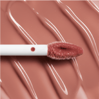 Option B She is Faumos Lip gloss-P Talk