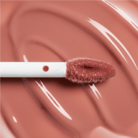 Option B She is Faumos Lip gloss-Bomb S