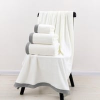 منشفة استحمام ملكية