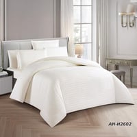 طقم مفرش فندقي مزدوج 7 قطع