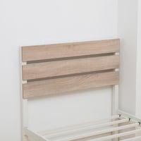 سرير مفرد معدني أبيض