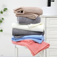 منشفة يد ملونة