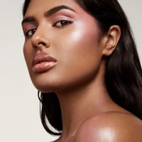 فنتي بيوتي هايلايتر كيلاوات فري ستايل واتبرات