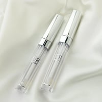 ملمع شفاه نورة بو عوض