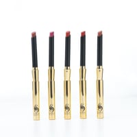 مجموعة احمر شفاه نباتي بالكولاجين لتغذية وشد الشفا...