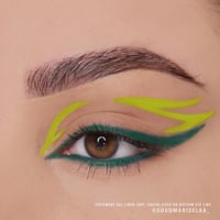 ايلاينر سائل للعين من مويرا