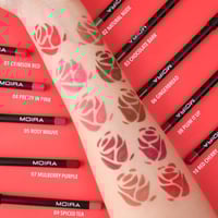 قلم تحديد الشفاه من مويرا