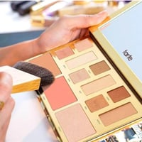 باليت كلاي بلاي 2 من تارت ظلال عيون وخدود متعددة ا...