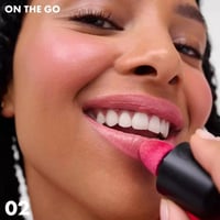 أحمر خدود سائل مطفي طويل الأمد للشفاه والخدود